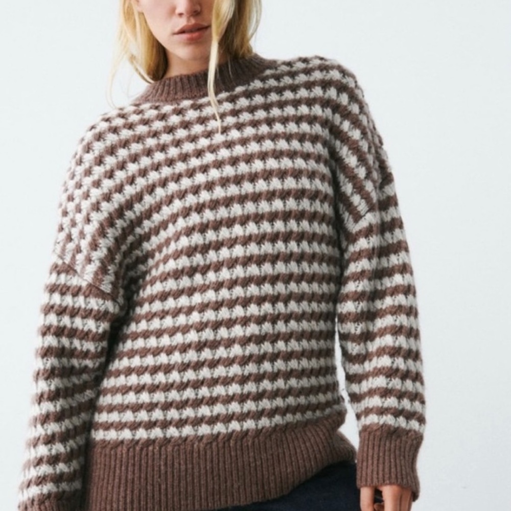 Zara striped knit sweater size M new with tag